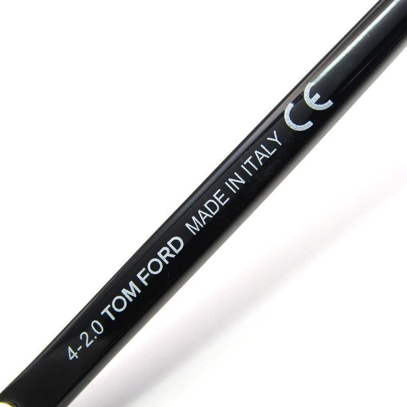 美品 TOM FORD トムフォード サングラス TF879-D-N イタリア製 美品 TOM FORD トムフォード サングラス TF879-D-N イタリア製