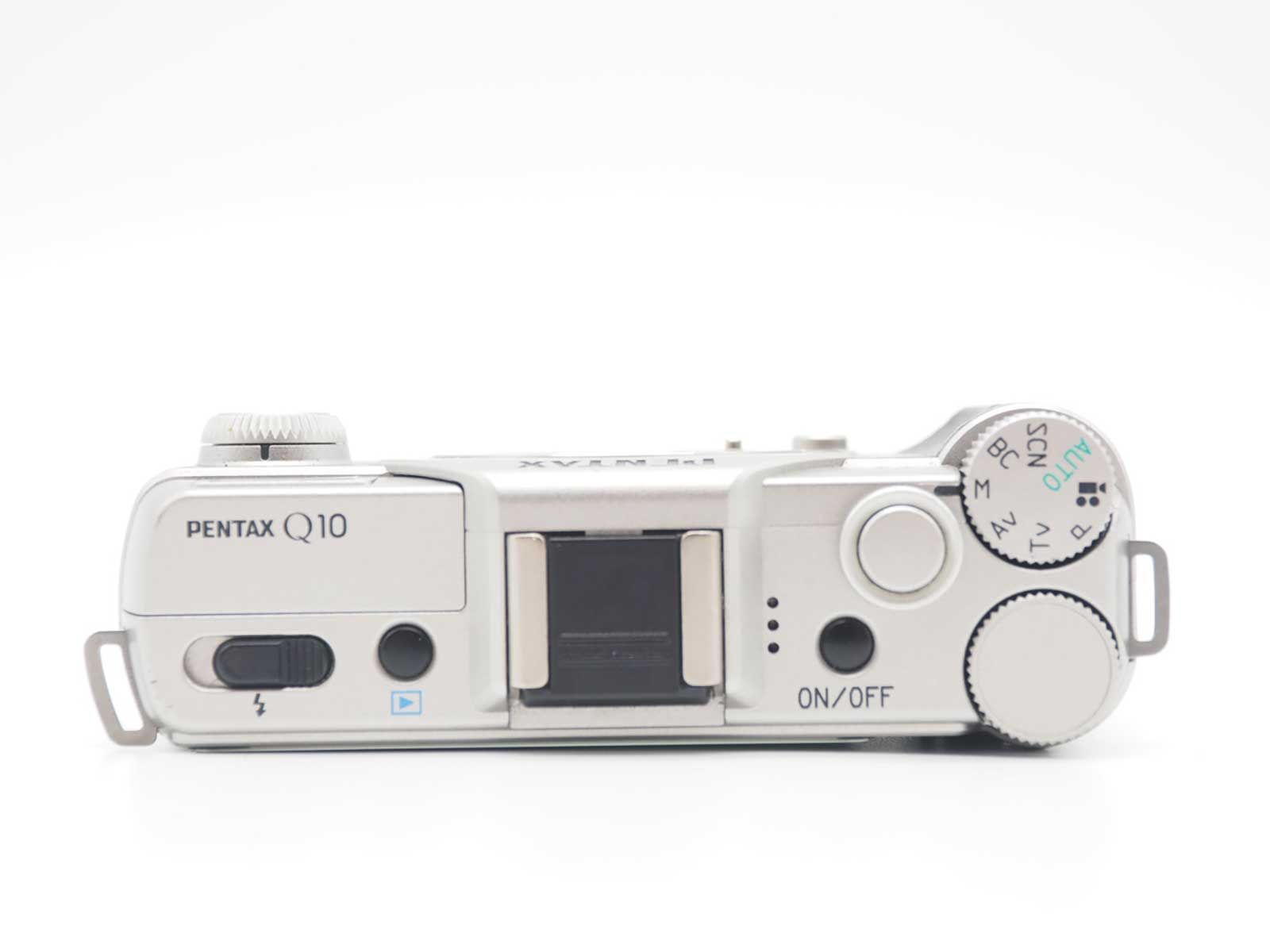 ペンタックス Pentax Q10 Silver 12.4MP Digital Camera 02 Lens Kit