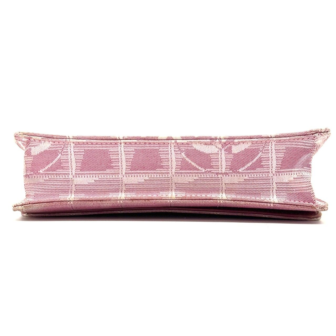 奏でる桜霞✨　シャネル　ニュートラベル チェーンウォレット ギャラ付き　ピンク 上質を奏でる桜霞✨ CHANEL シャネル ニュートラベルライン チェーン