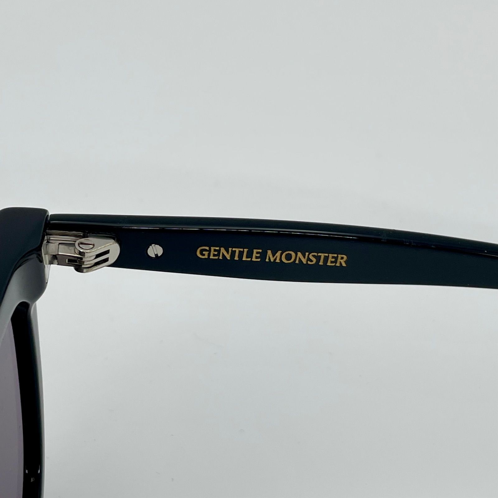 国内正規品】GENTLE MONSTER サングラス DAYS DAY-01 青山店購入 