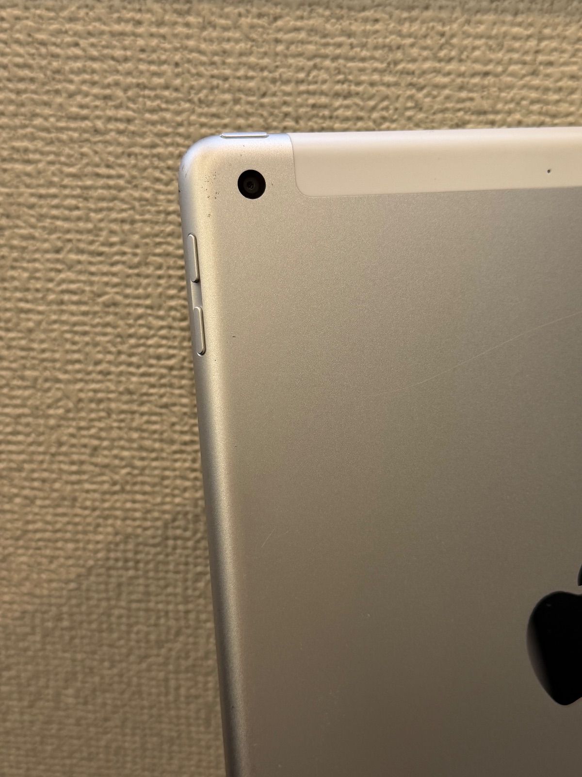 iPad 第5世代 Wi-Fi+Cellularモデル 32GB シルバー SIMフリー ✓動作