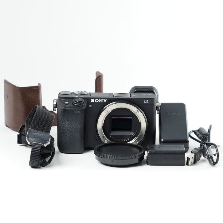 SONY ソニー APS-C ミラーレス一眼カメラ α6400 ボディ ブラック ILCE