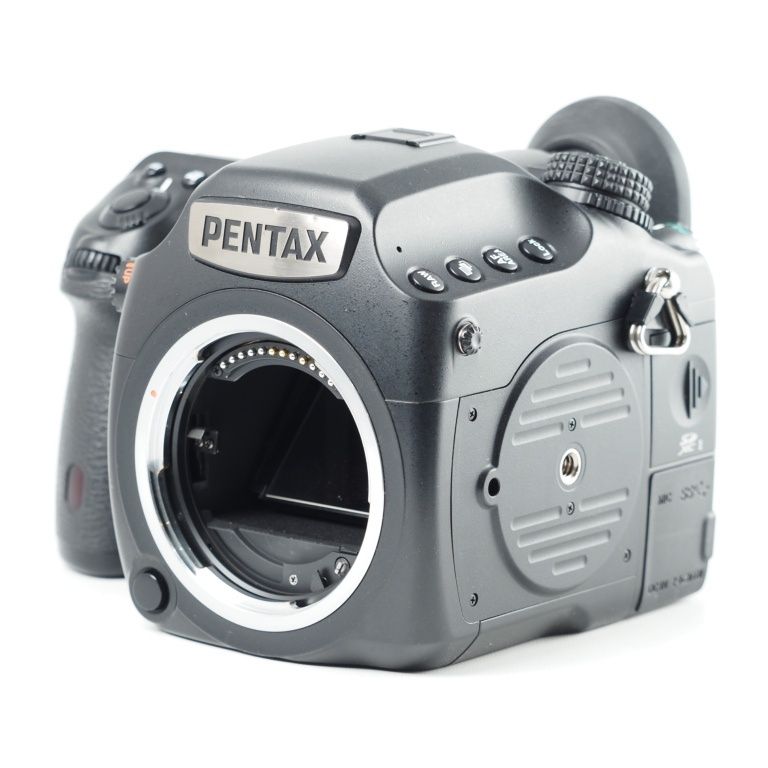 PENTAX 645Z ボディ 約5140万画素 ペンタックス 中判デジタル一眼レフ
