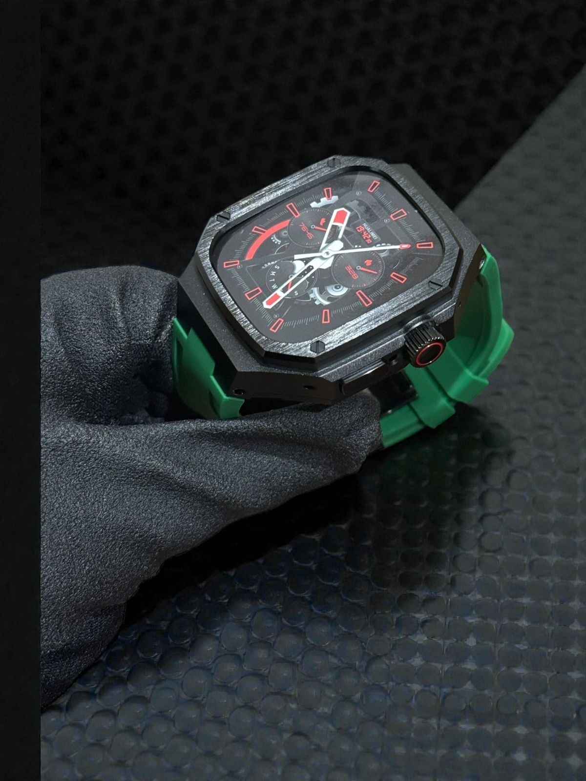 アップルウォッチラバー バンド ベルト Apple Watch カバー 画面保護 