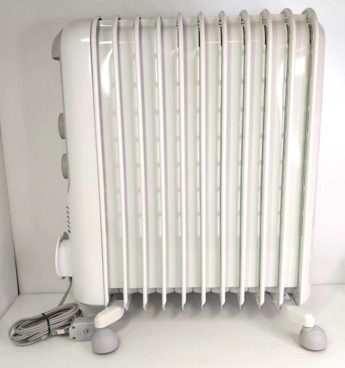 中古品】DeLonghi デロンギ アミカルド オイルヒーター RHJ45M1115-LG