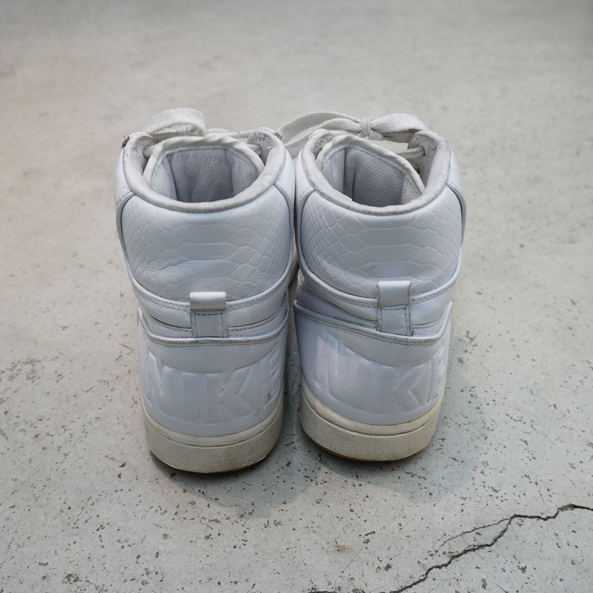NIKE ナイキ TERMINATOR HIGH LUX ターミネーター ハイ ラックス 