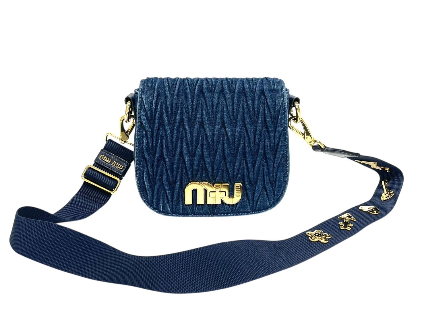 極美品 MIUMIU ミュウミュウ マテラッセ ショルダーバッグ 5BH085