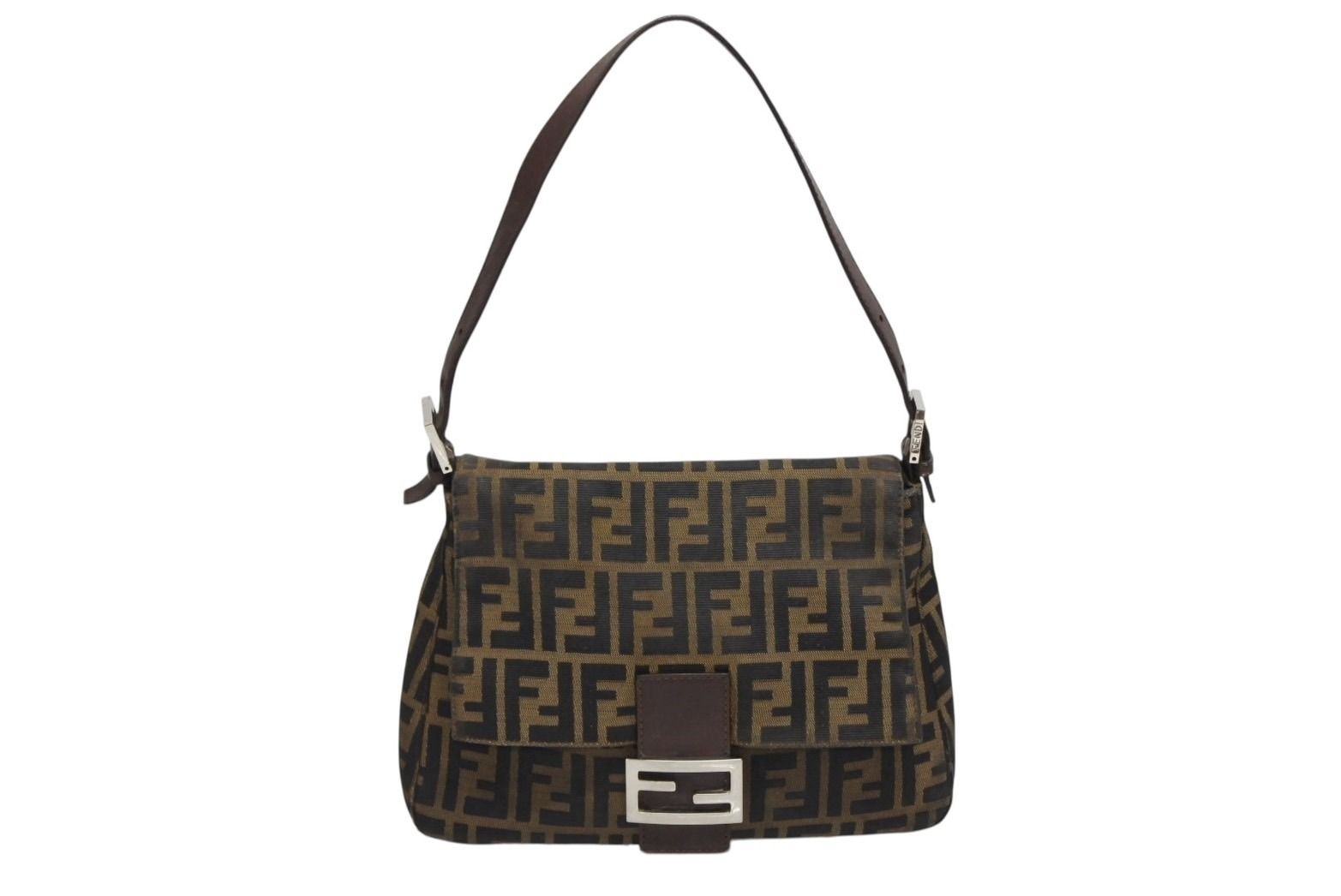 FENDI フェンディ マンマバケット ワンショルダーバッグ ズッカ柄