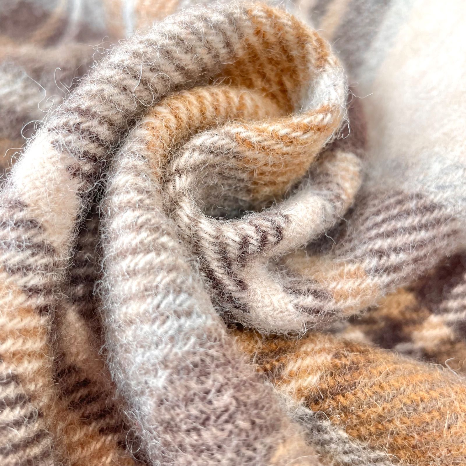 VALUE FEEL / LOFTY 英国製 ウール100% チェック柄 ブランケット