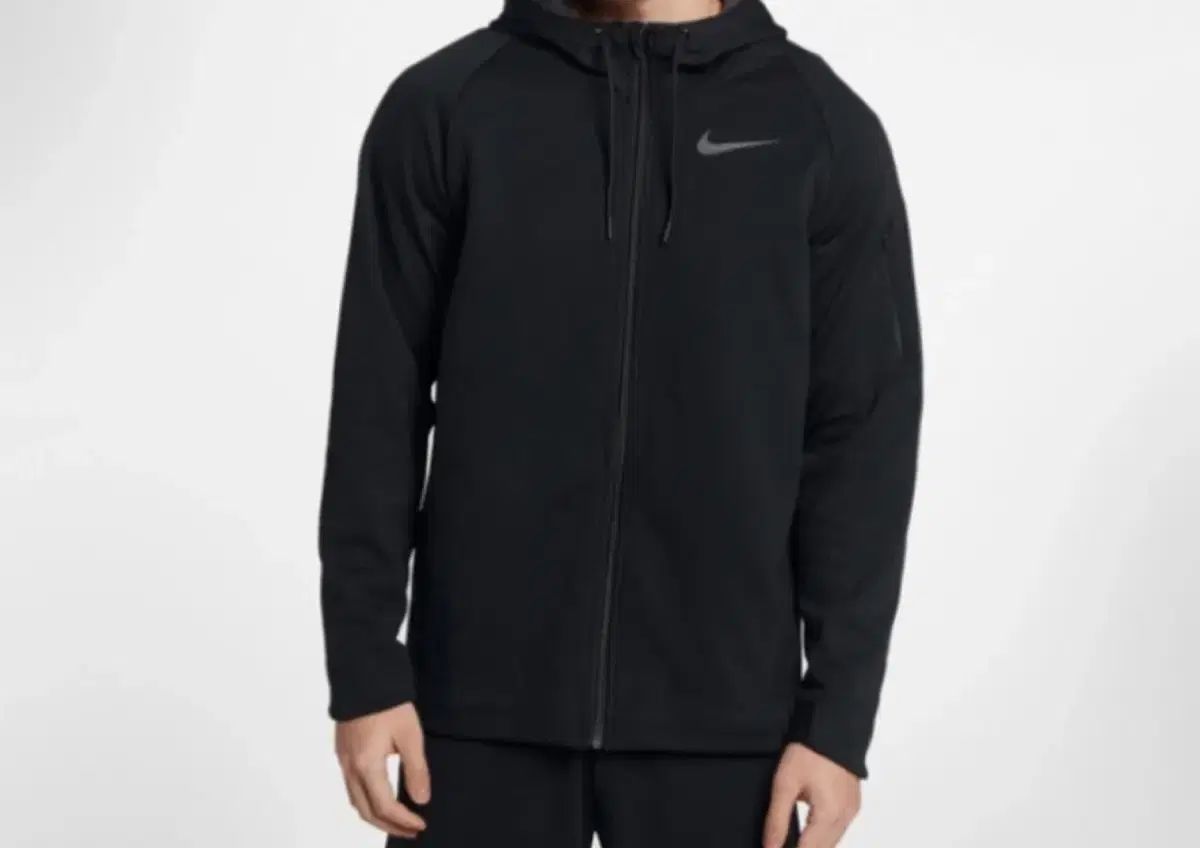ナイキ サーマ スフィア フルジップ フーディー ジャケット L - メルカリ