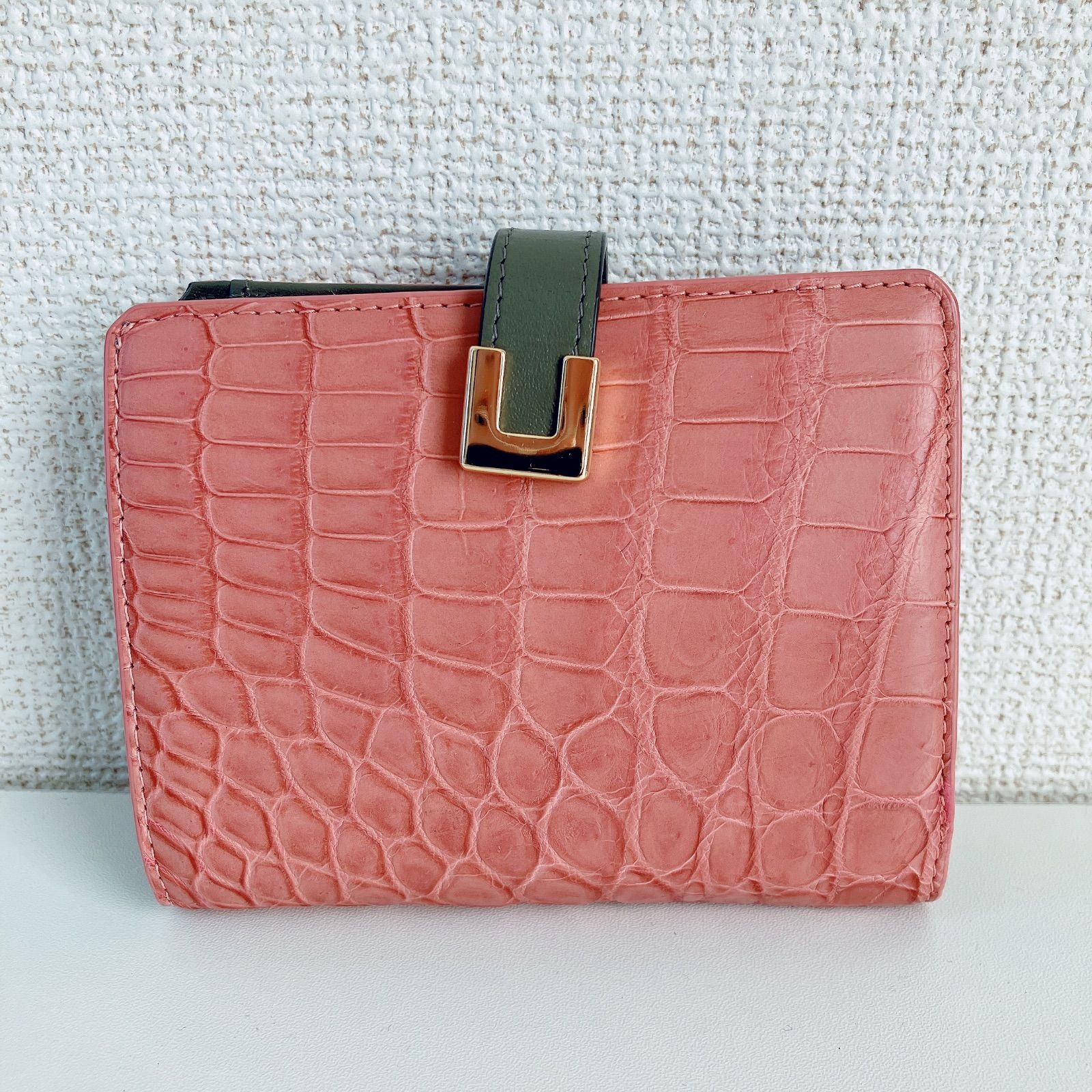 廃盤品　和光　三つ折り財布　クロコダイル型押し　ピンク 廃盤品 和光 三つ折り財布 クロコダイル型押し ピンク