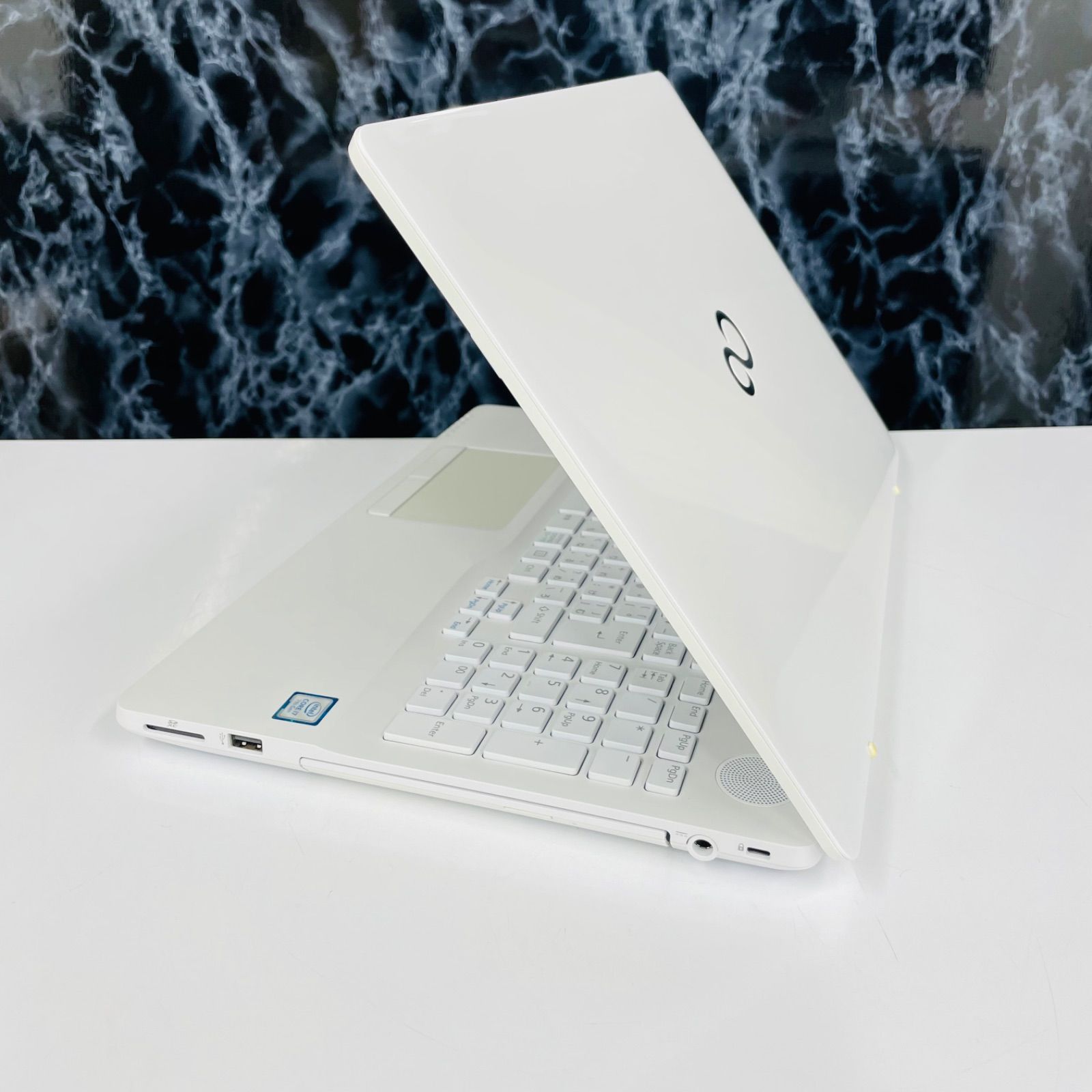 富士通 LIFEBOOK AH50/B3 core i7 7700HQ◇12GB◇SSD500GB 1752 - メルカリ