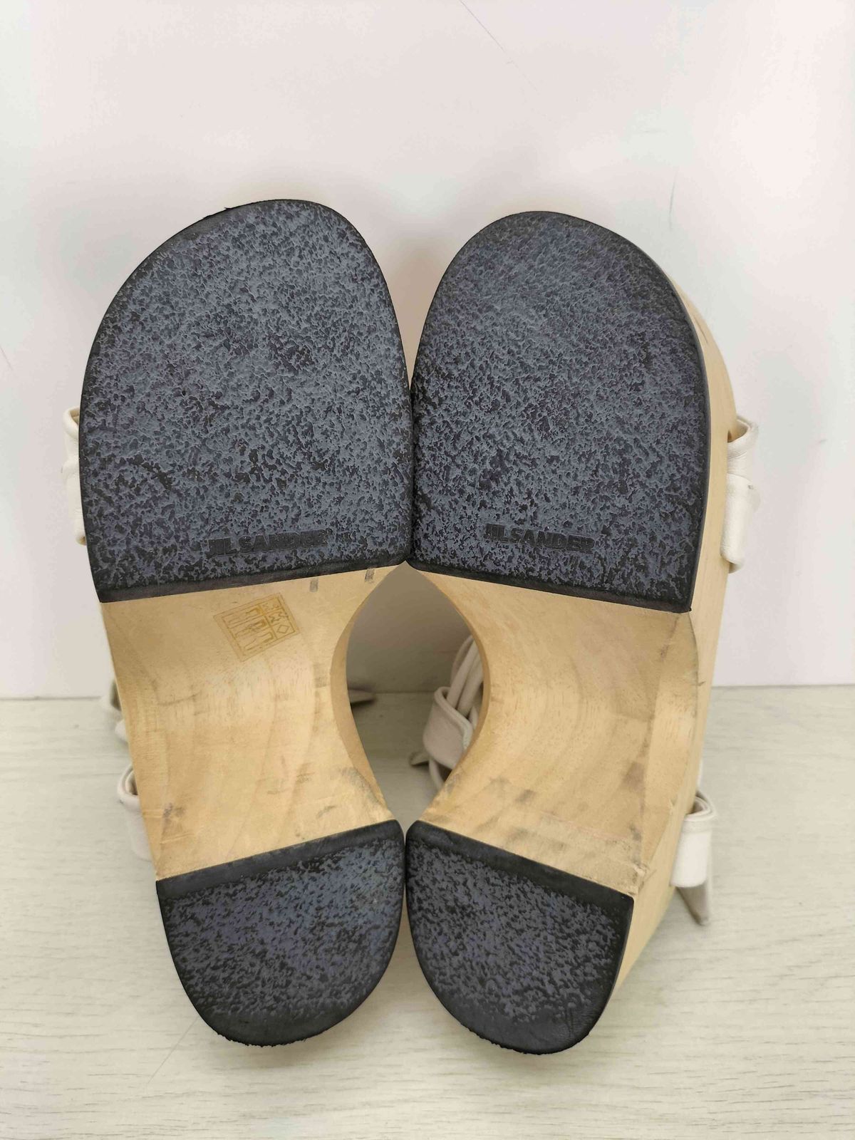 JIL SANDER(ジルサンダー) lace up clog sandals レザーストラップ ウッドサンダル レディース 表記無 【中古】【ブランド古着バズストア】 ジルサンダー JIL SANDER lace up clog sandals レザーストラップ