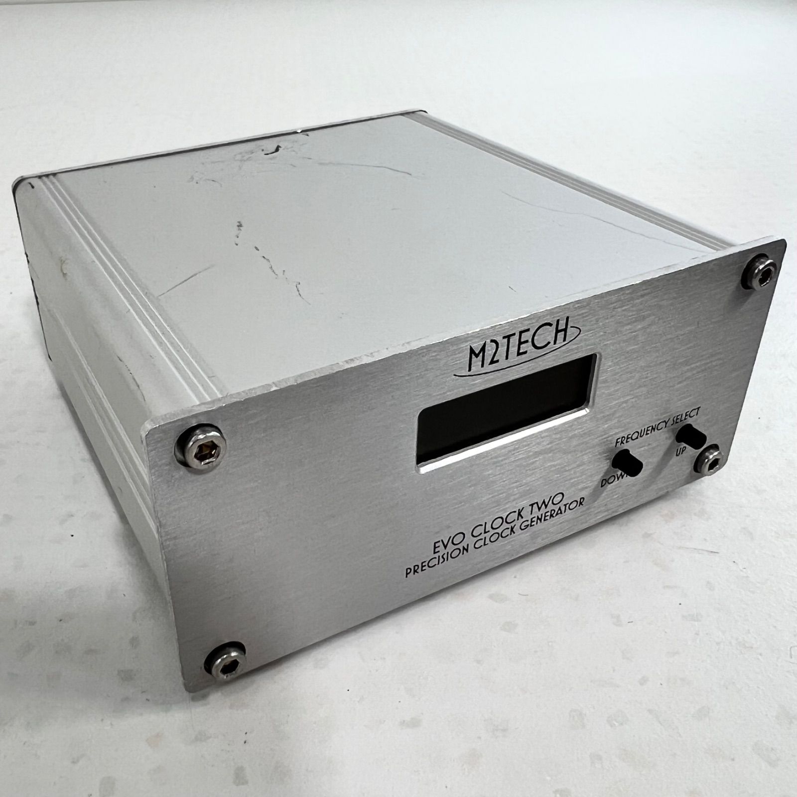 通電 のみ M 2 TECH EVO CLOCK TWO クロック ジェネレータ