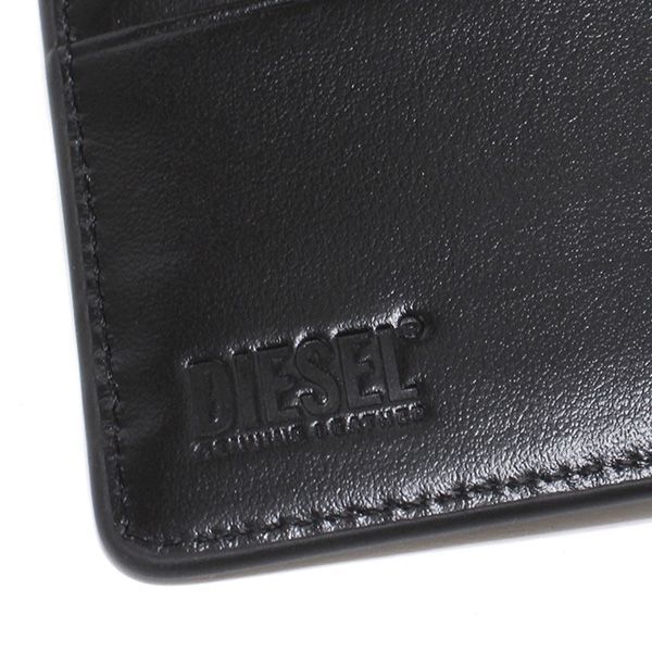 25AWモデル ディーゼル DIESEL 二つ折り財布 HOLI-D-BI-FOLD-COIN-S-3D