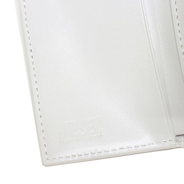 DIESEL 財布【白・ホワイト】 1dr Tri Fold CoinXs Ii 1DR TRI FOLD COIN XS II Tri-fold wallet in leather｜ホワイト