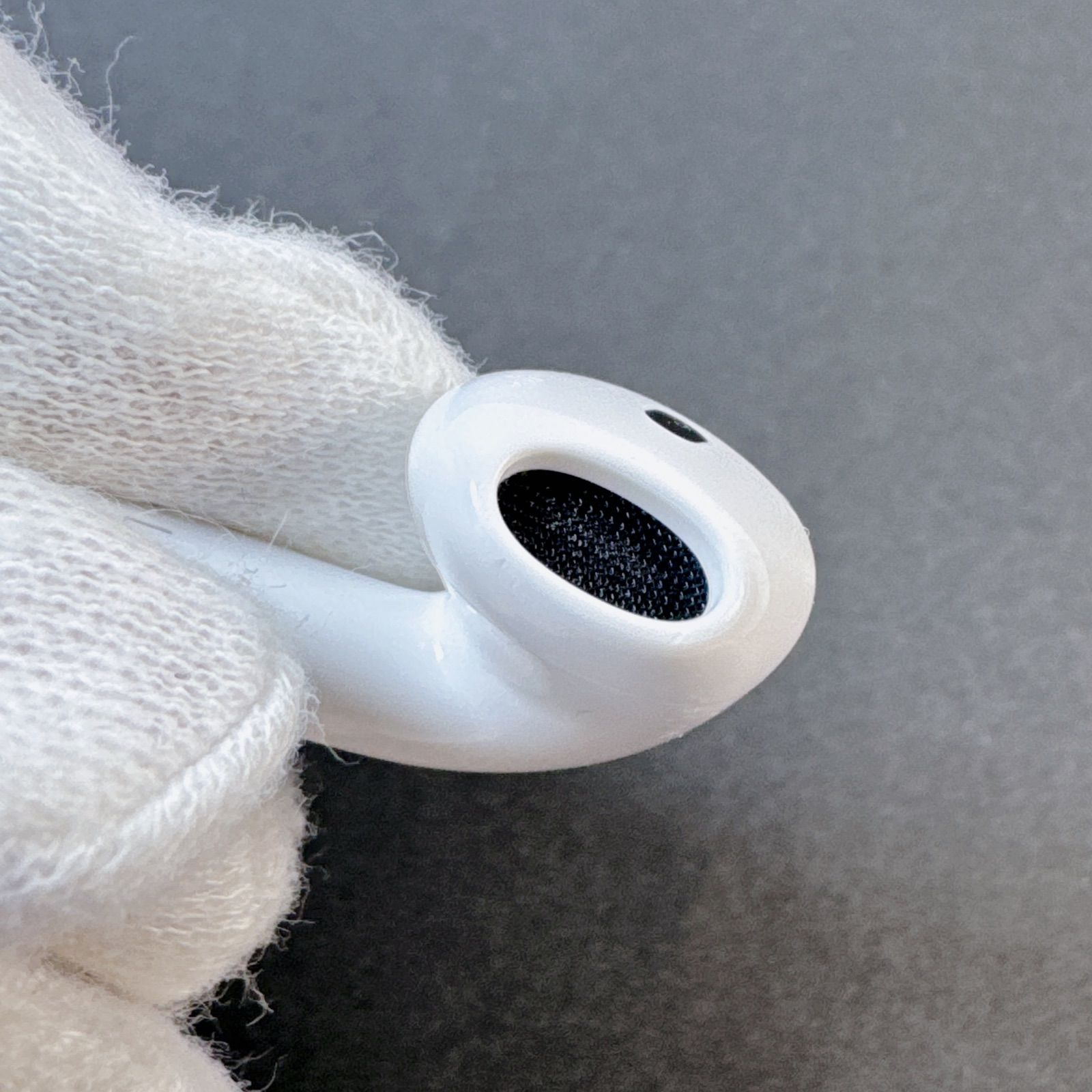 AirPods エアポッズ 第4世代 左イヤホン A3053 ANC非対応 Apple 純正