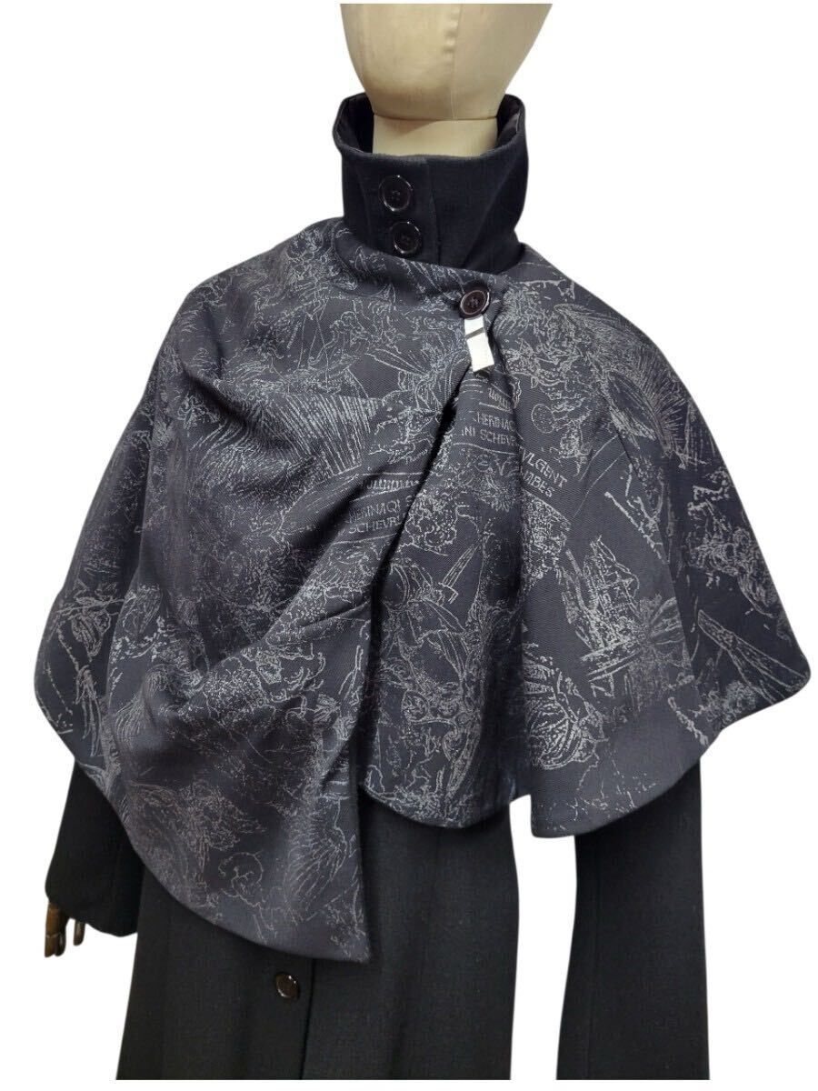 h.NAOTO Blood 燕尾 ベルベット ロングコート KY29-672CB／薄手ロングコート[播州織]／兎(黒)