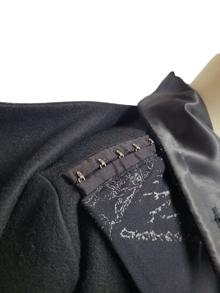 h.NAOTO Blood 燕尾 ベルベット ロングコート h.NAOTO Blood 燕尾 ベルベット ロングコート P112244479 - ジャケット