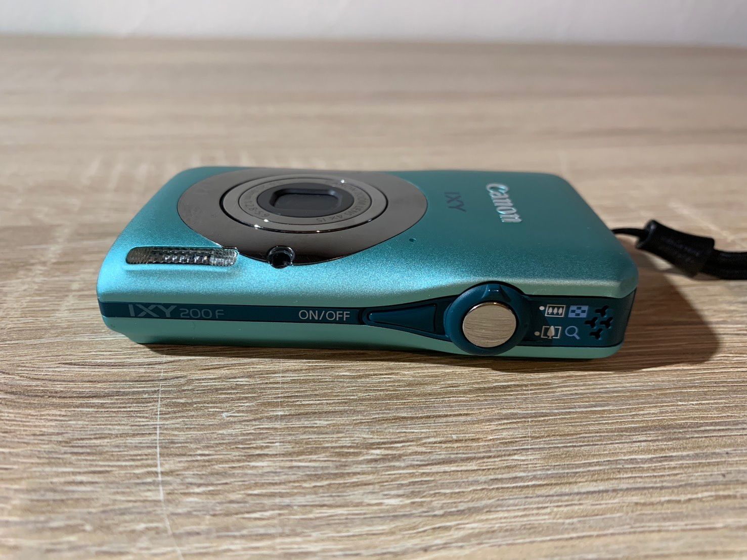 7368 Canon IXY 200F ブルー デジカメ 動作確認済み - メルカリ