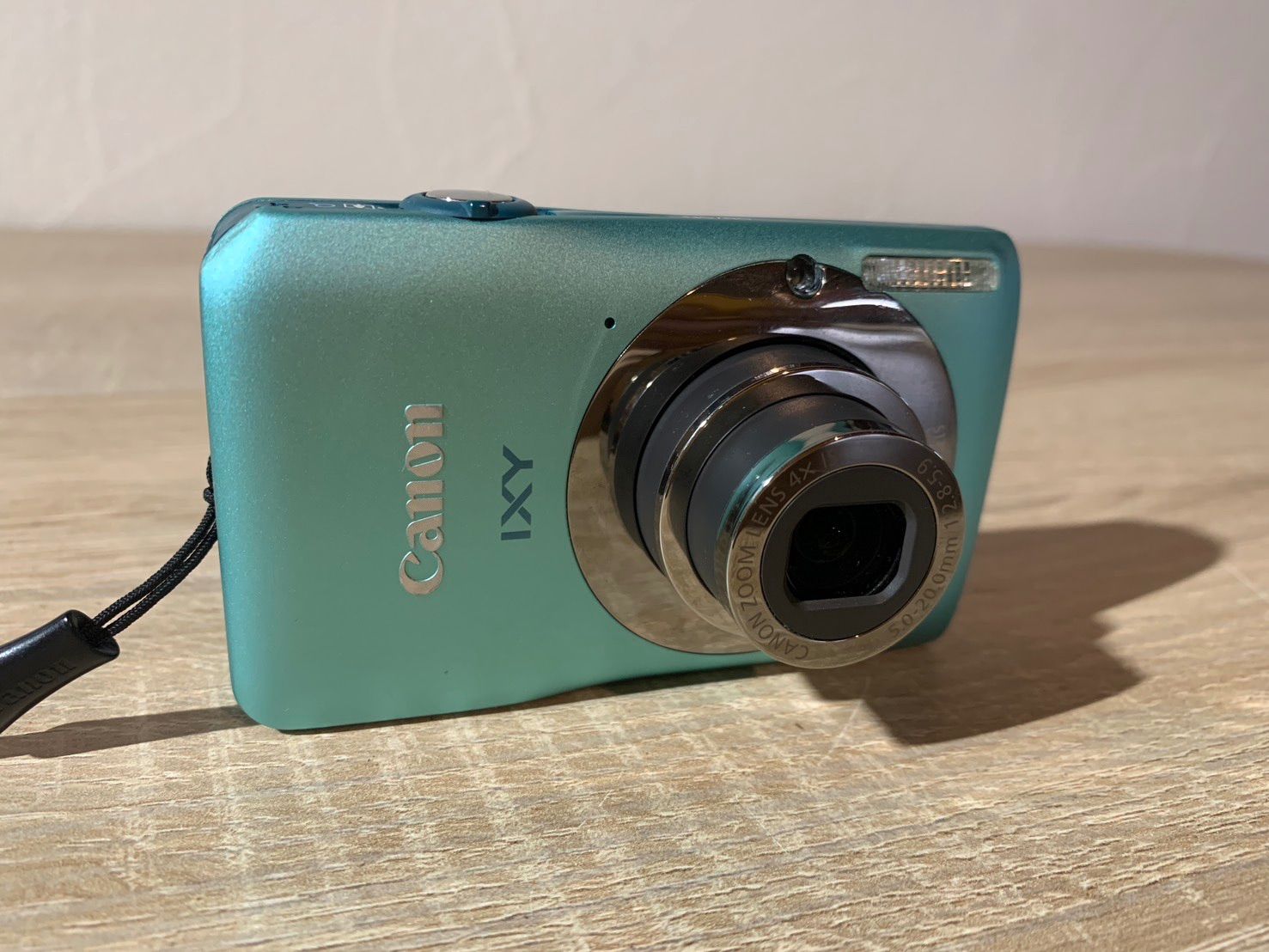 7368 Canon IXY 200F ブルー デジカメ 動作確認済み - メルカリ