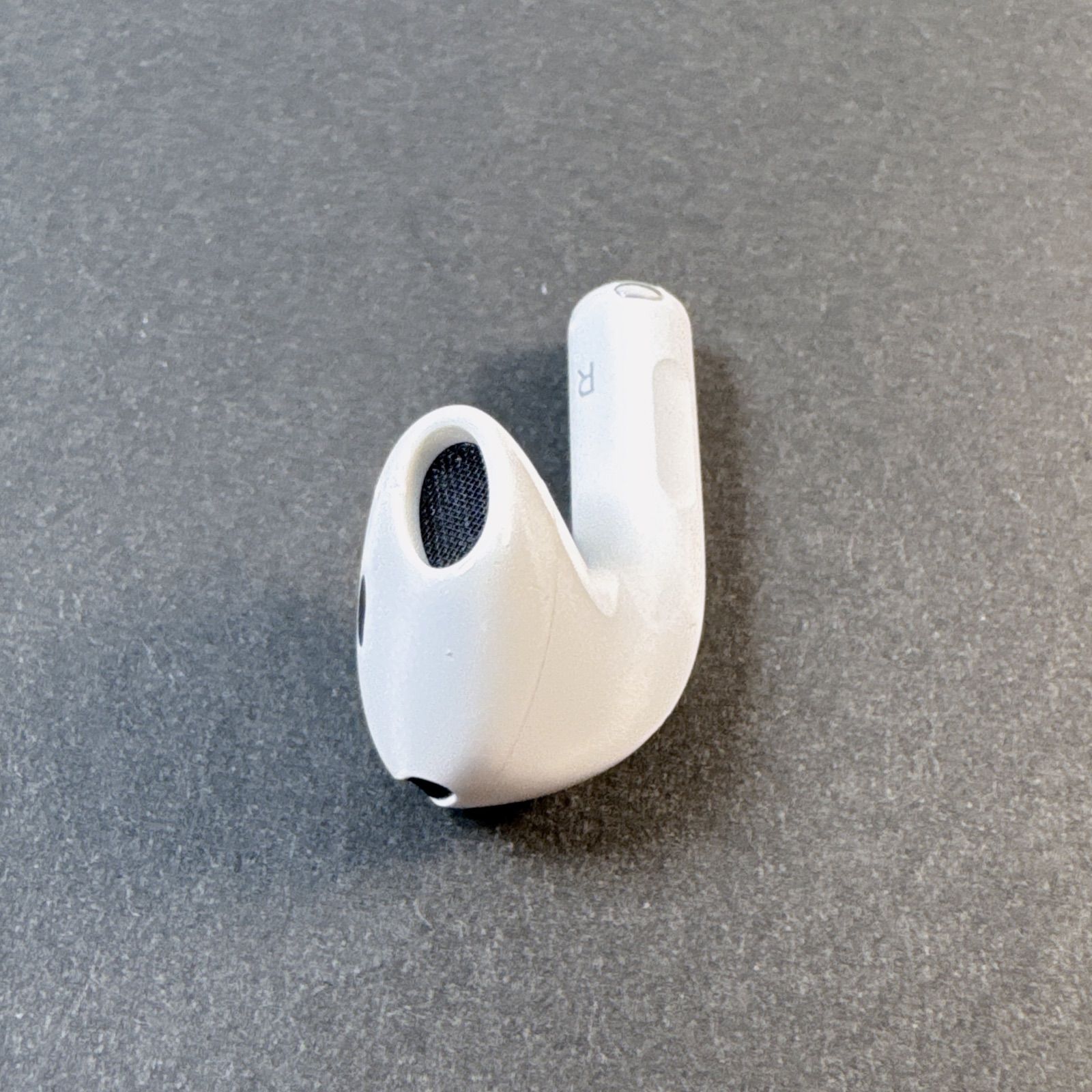 AirPods エアポッズ 第4世代 右イヤホン A3050 ANC非対応 Apple 純正