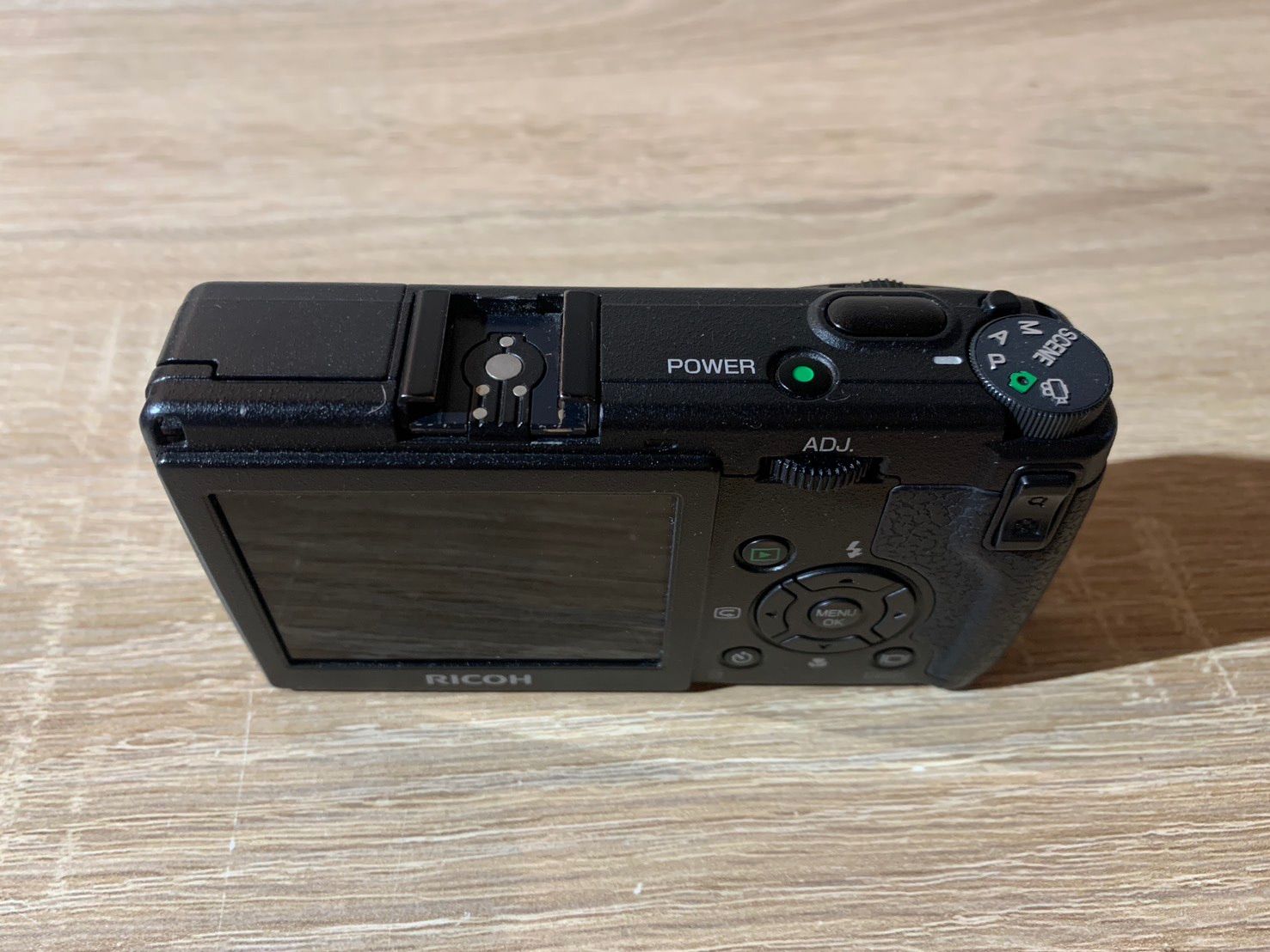 7372 RICOH GR DIGITAL 初代 ブラック デジカメ ジャンク品 - メルカリ