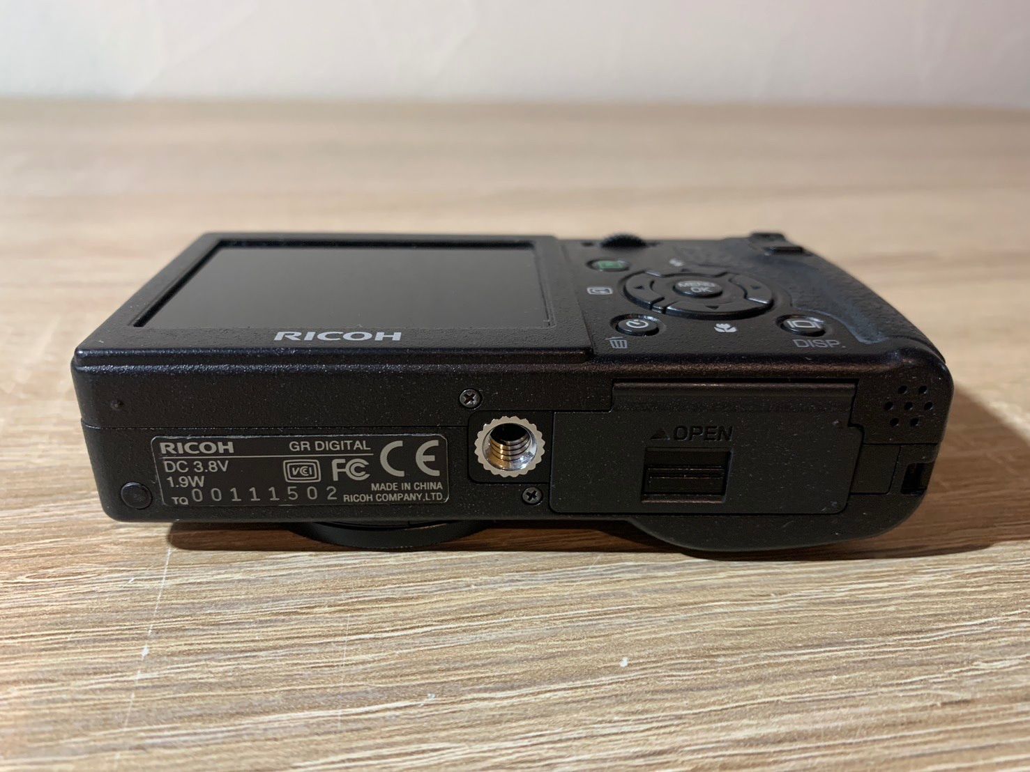 7372 RICOH GR DIGITAL 初代 ブラック デジカメ ジャンク品 - メルカリ