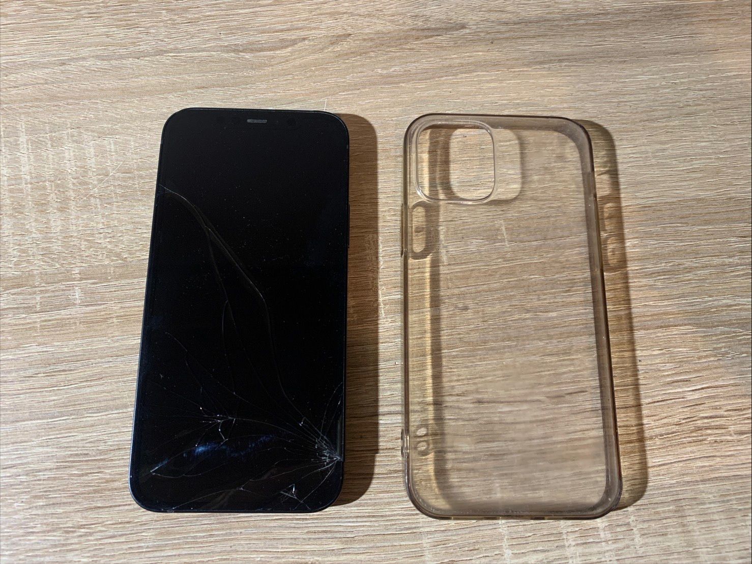 7379 iPhone 12 ブラック ジャンク品 - メルカリ