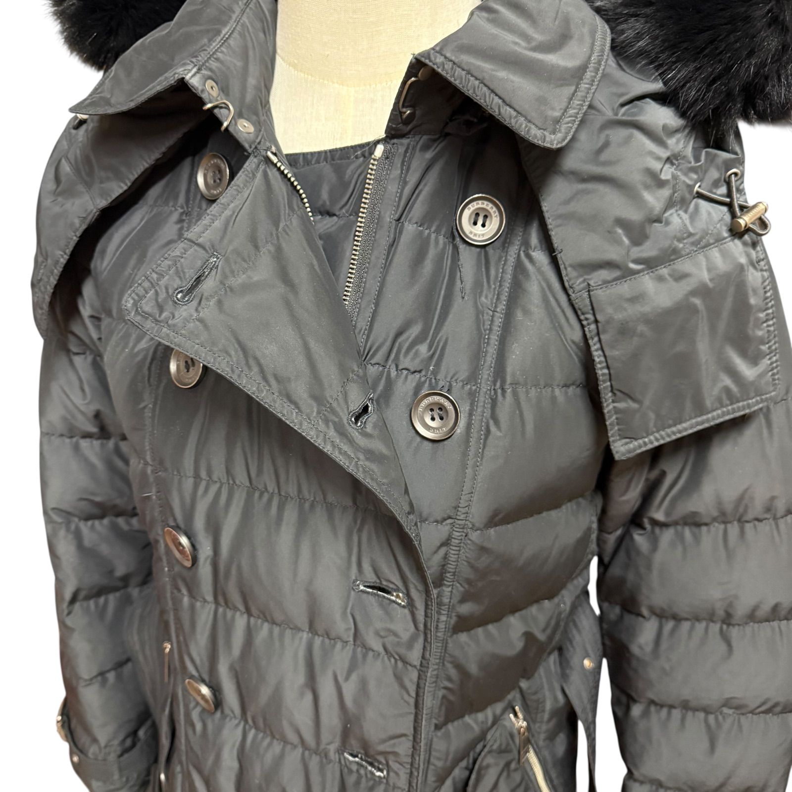 BURBERRY BRIT バーバリー レディース ダウンコート 黒リアルファー