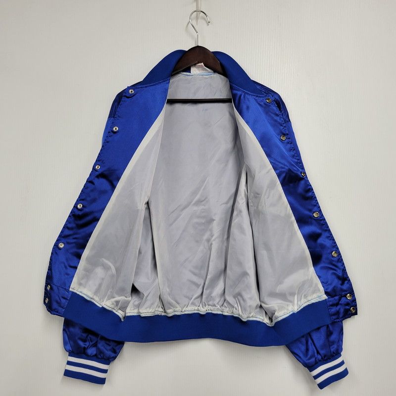 Dodgers ドジャース　ロゴ　ナイロンジャケット　LA スタジャン ドジャース スタジャン ブルー ボンバージャケット ブルゾン