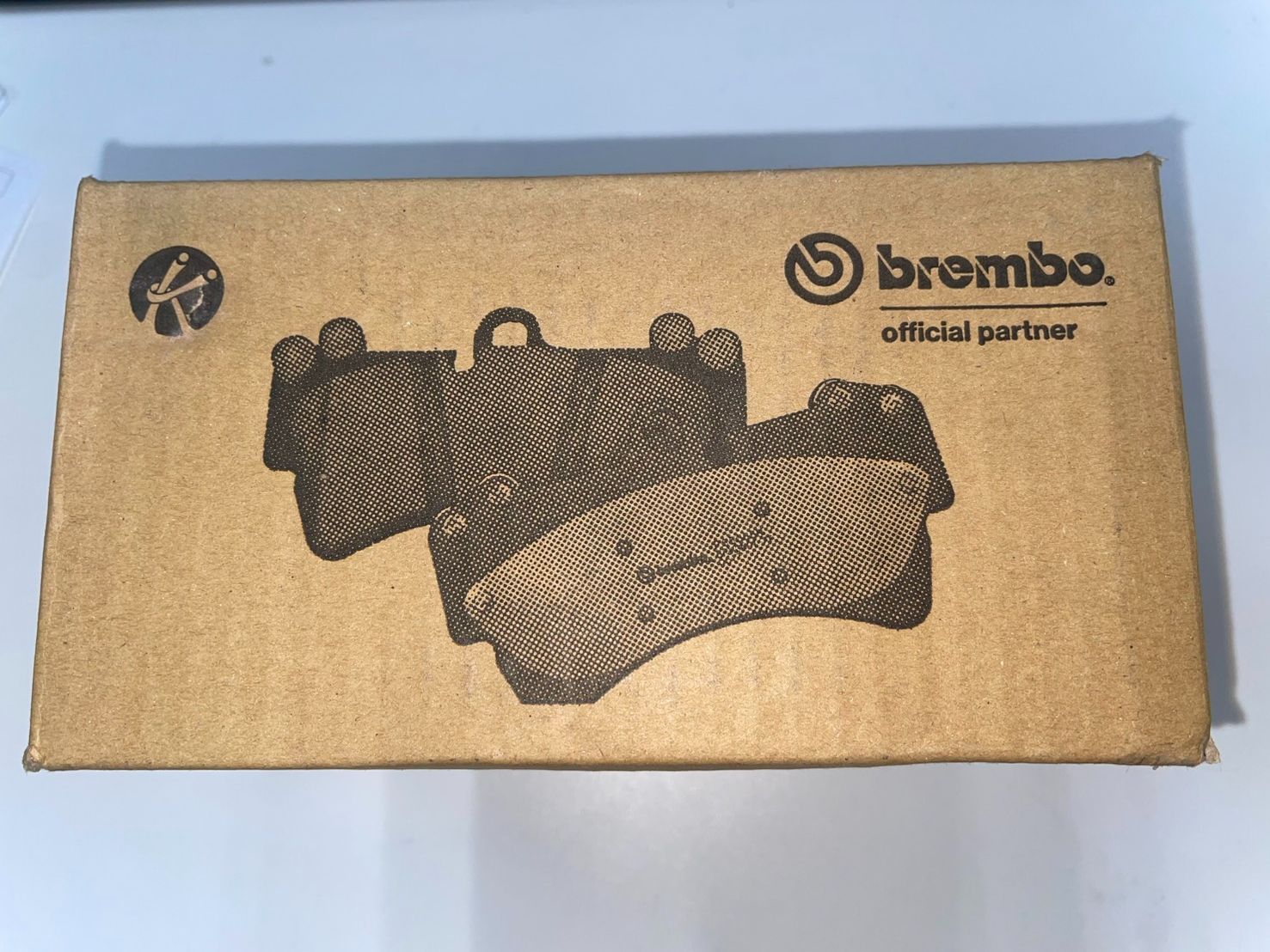 Brembo ブレーキディスク ブレーキパッド　Audi A1 新品 Brembo フロントブレーキパッド R85146 Audi A1 A3 等 - メルカリ