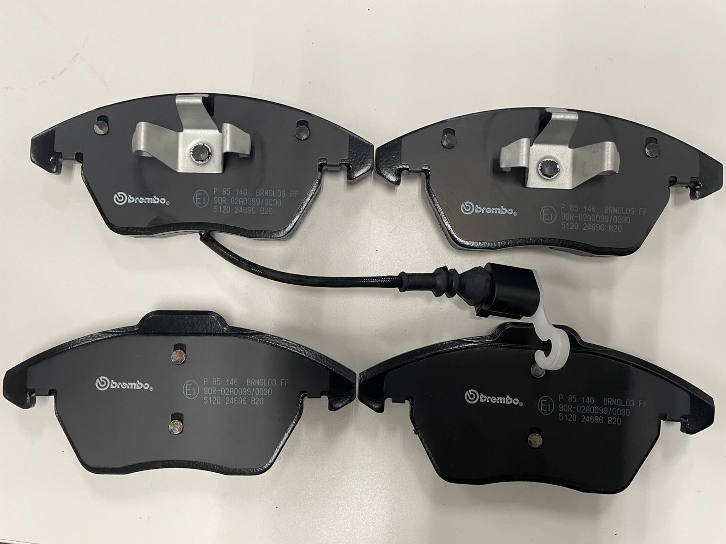 新品 Brembo フロントブレーキパッド R85146 Audi A1 A3 等 - メルカリ