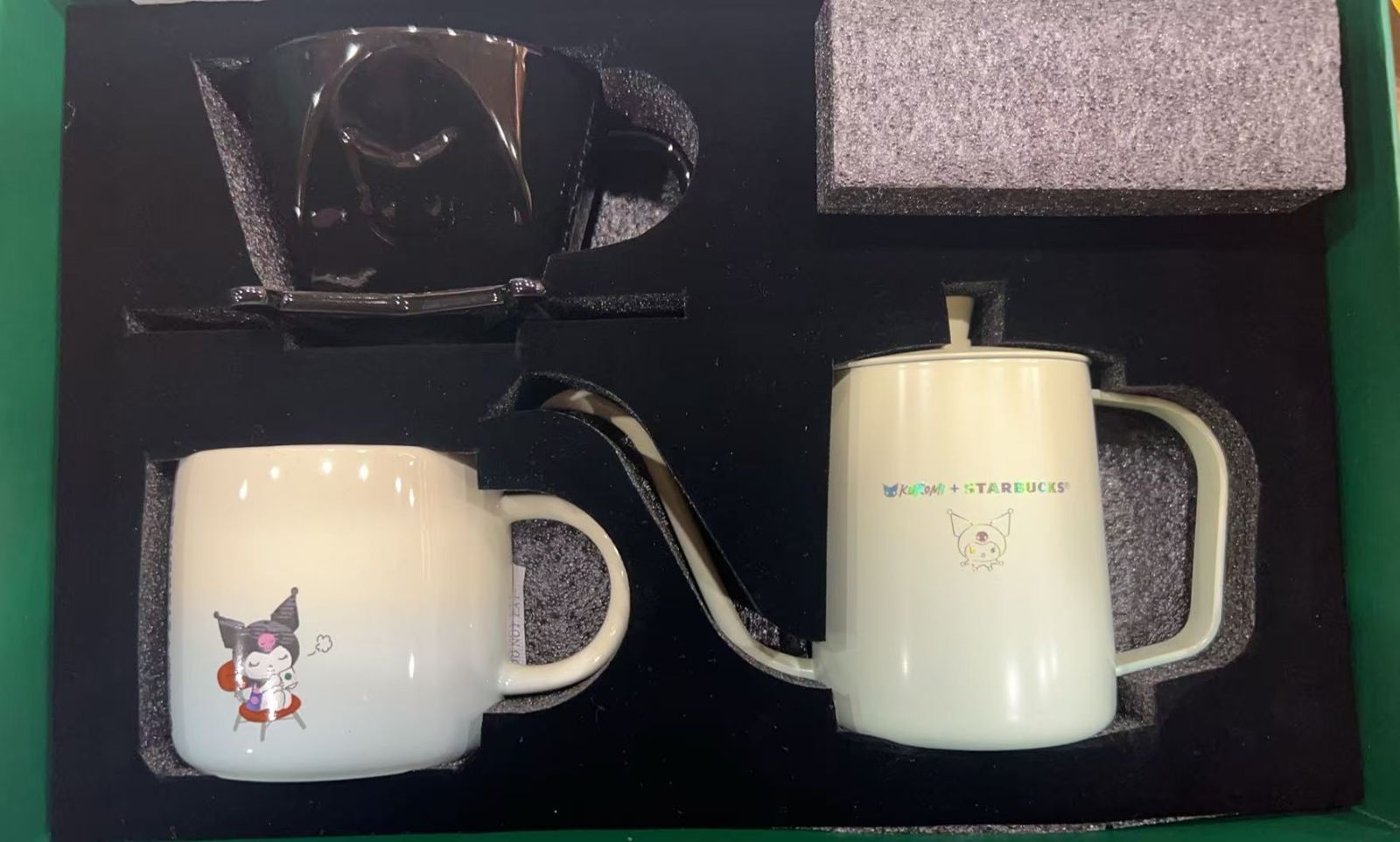 香港スタバ限定くろみデザイン マグカップとポットセット 香港スタバ限定くろみデザイン マグカップとポットセット - メルカリ