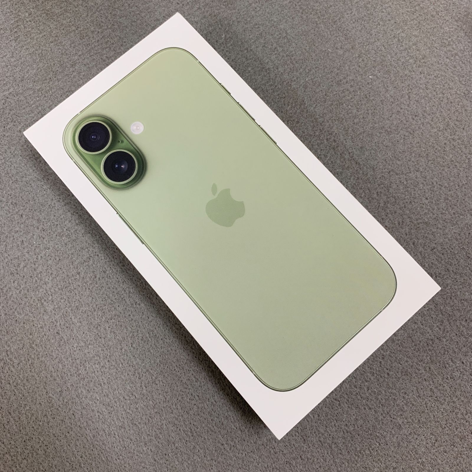 新品・未開封 iPhone 17 256GB セージ Apple版 SIMフリー 送料無料