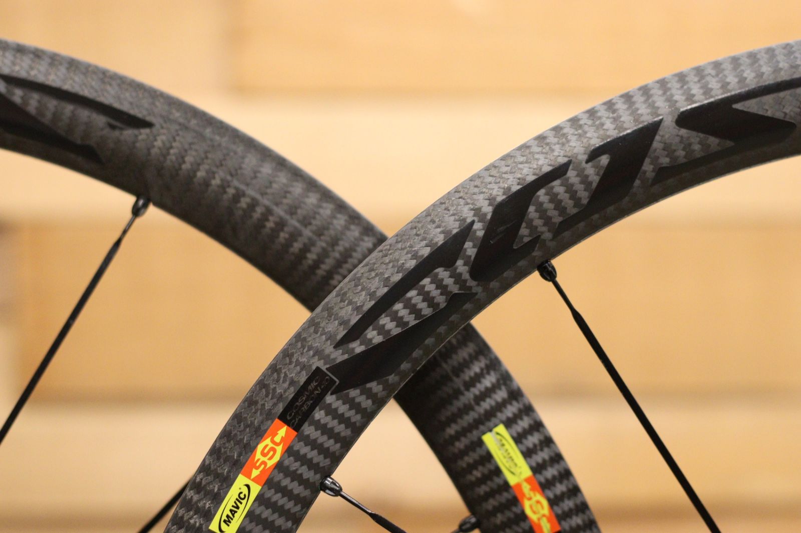 マヴィック MAVIC コスミック カーボン COSMIC CARBONE 40C アルミ