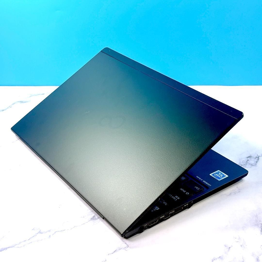 超薄型軽量☆メモリ8GB・SSDで快速☆指紋認証☆Win11☆ノートパソコン