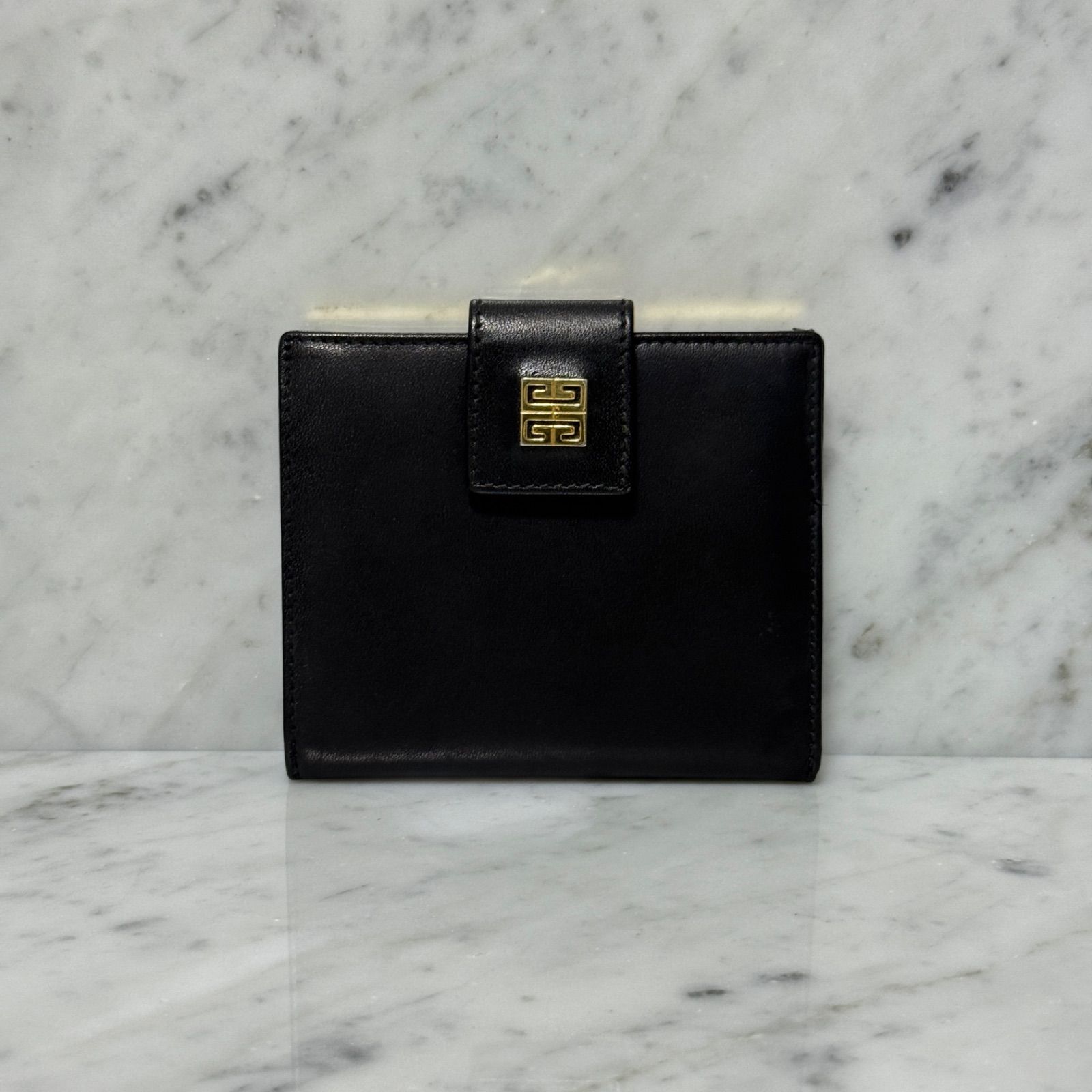美品 GIVENCHY ジバンシー 二つ折り財布 ブラック ゴールド 本革 