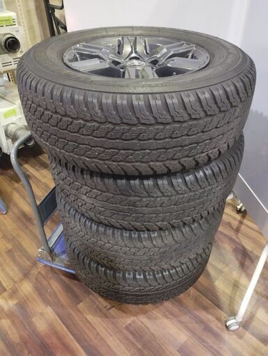質Banana】 中古品 トヨタハイラックス純正ホイール YOKOHAMA 