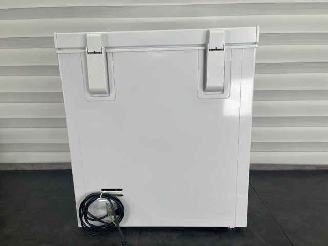 電気冷凍庫【】動作保証 YAMAZEN 山善 電気冷凍庫 YF-C70 66L 小型