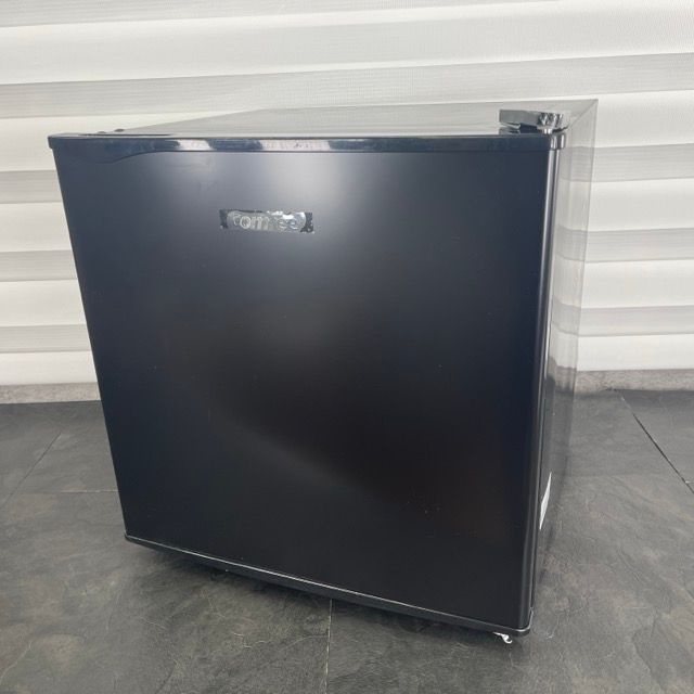 ノンフロン冷蔵庫【中古】美品 動作保証 comfee コンフィー RCD45BL