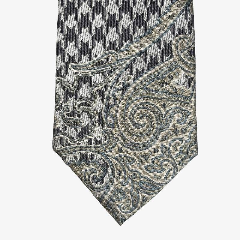 ジャンニベルサーチ、最高級 シルク。 グレー スーツ シングルボタン ジャンニベルサーチ、最高級 シルク。 グレー スーツ シングルボタン