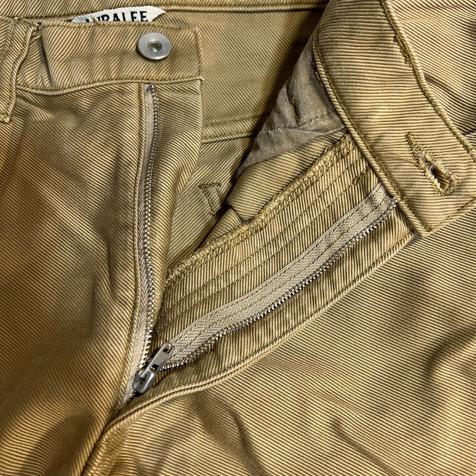 AURALEE オーラリー　スラックス　カーキ　メンズ　サイズ4 AURALEE / オーラリー | LIGHT WOOL MAX GABARDINE SLACKS (メンズ