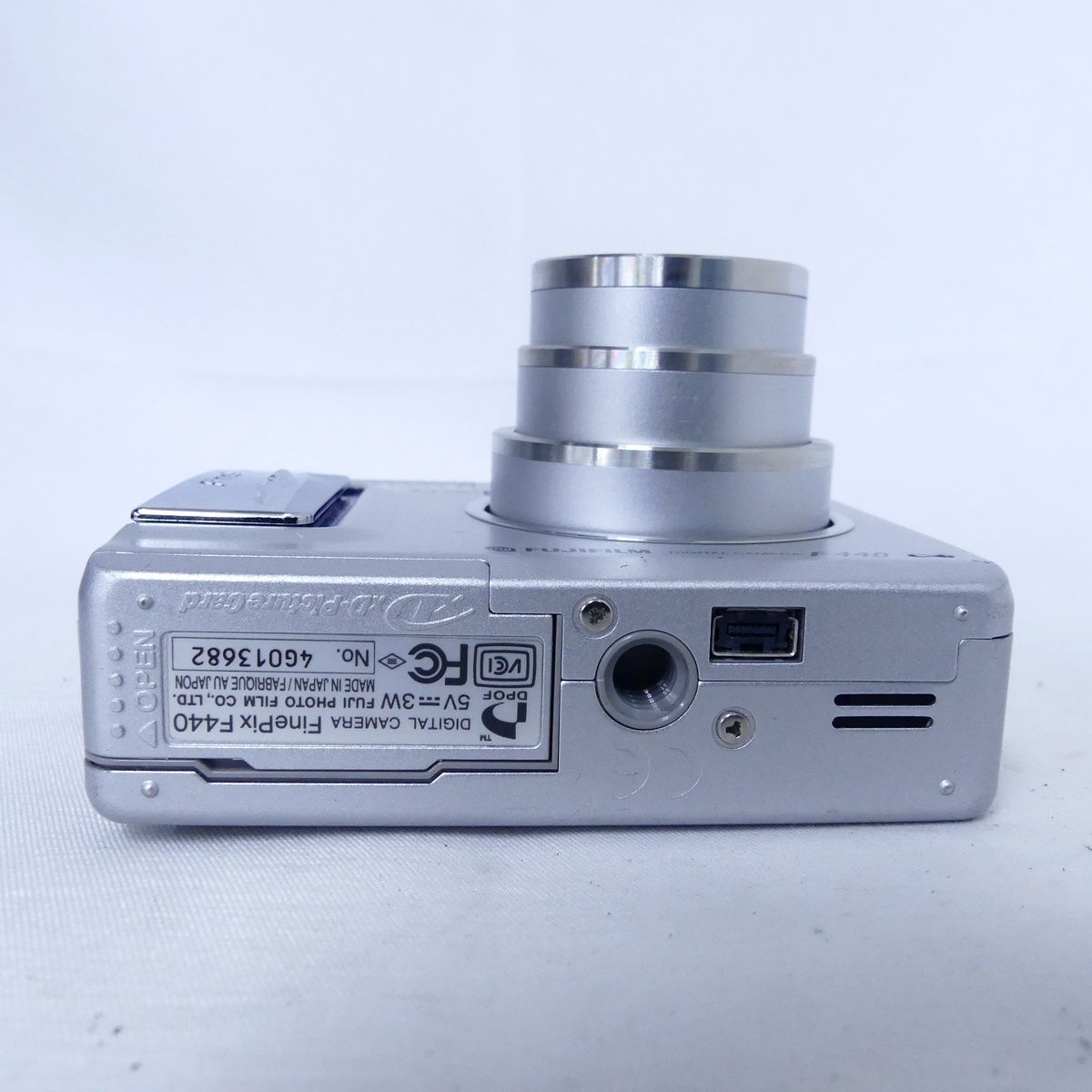 FUJIFILM フジフイルム FinePix F440 デジタルカメラ コンパクトカメラ