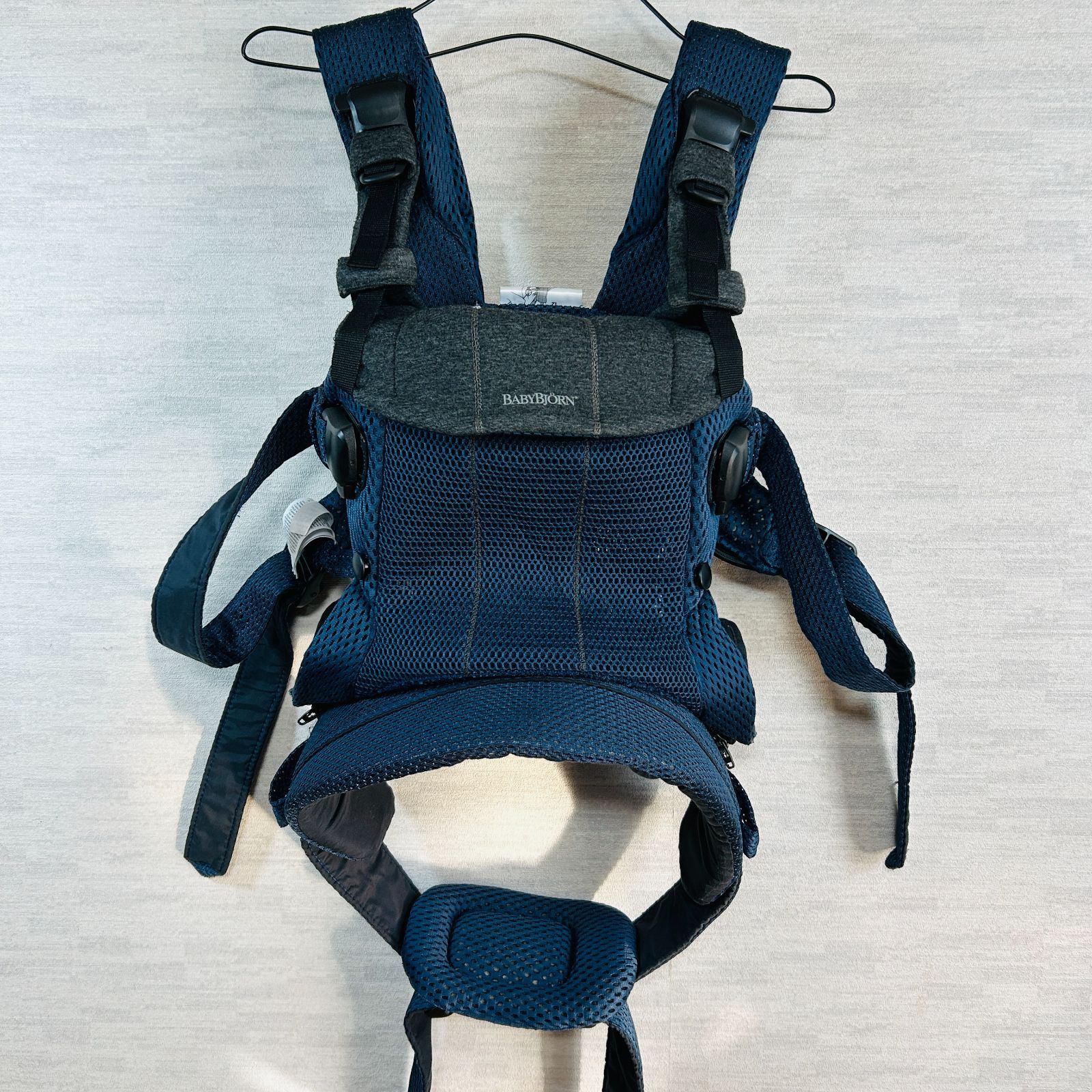 2021年製】ベビービョルン 抱っこひも HARMONY ハーモニー メッシュ