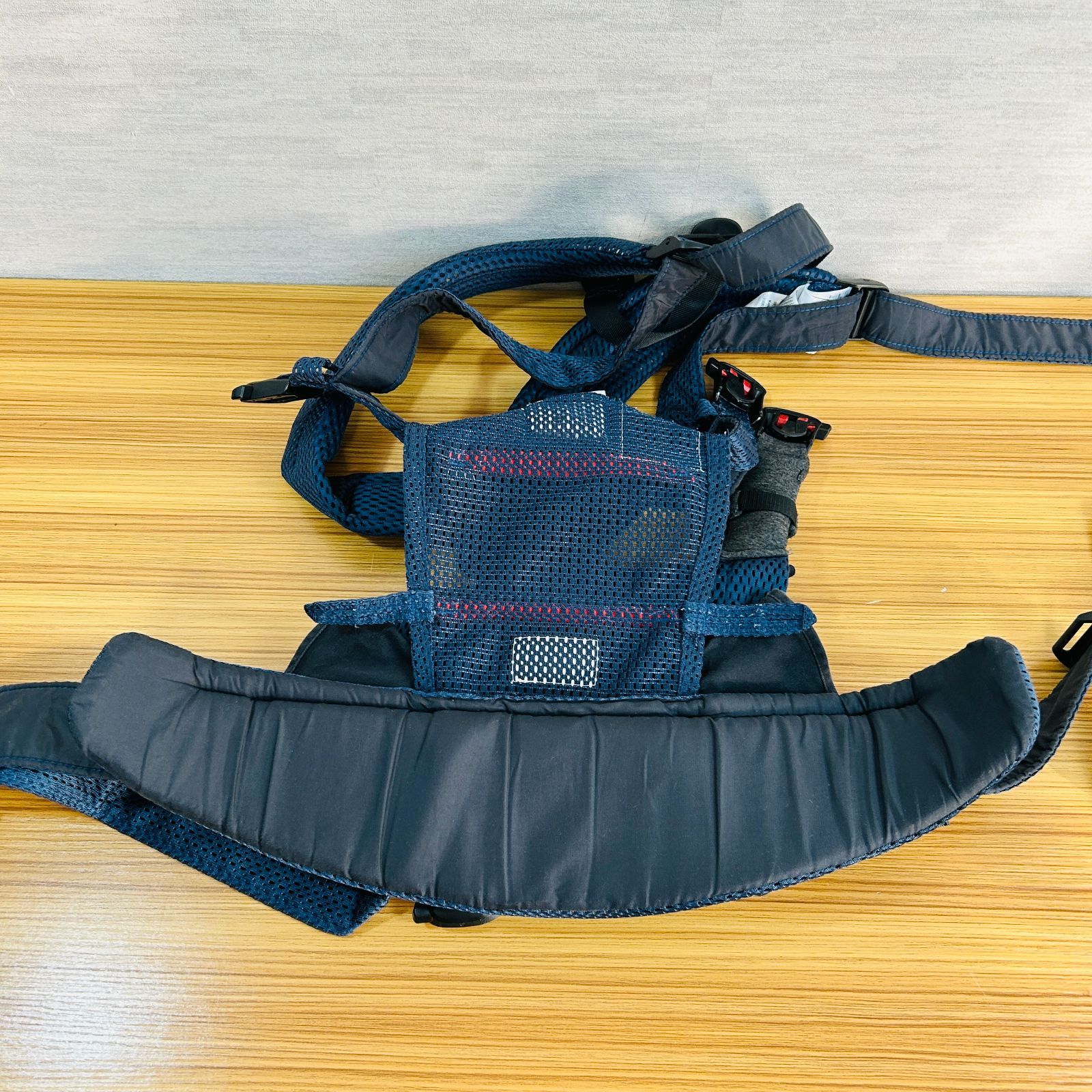 2021年製】ベビービョルン 抱っこひも HARMONY ハーモニー メッシュ