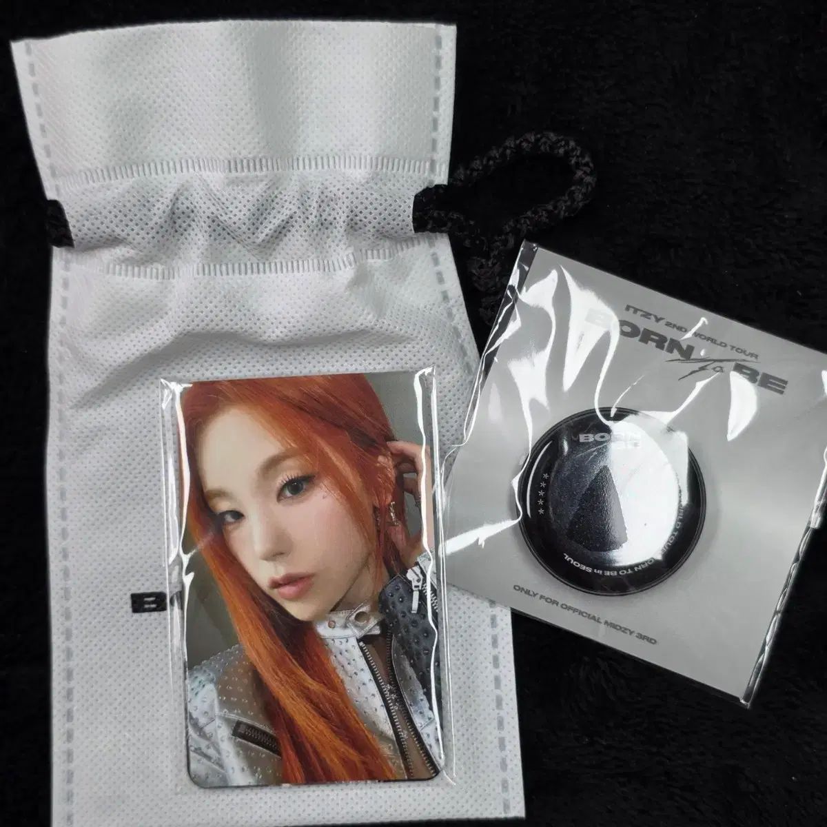 ITZY Born to be コンサート 入場 トレカ 入場 特典 - メルカリ