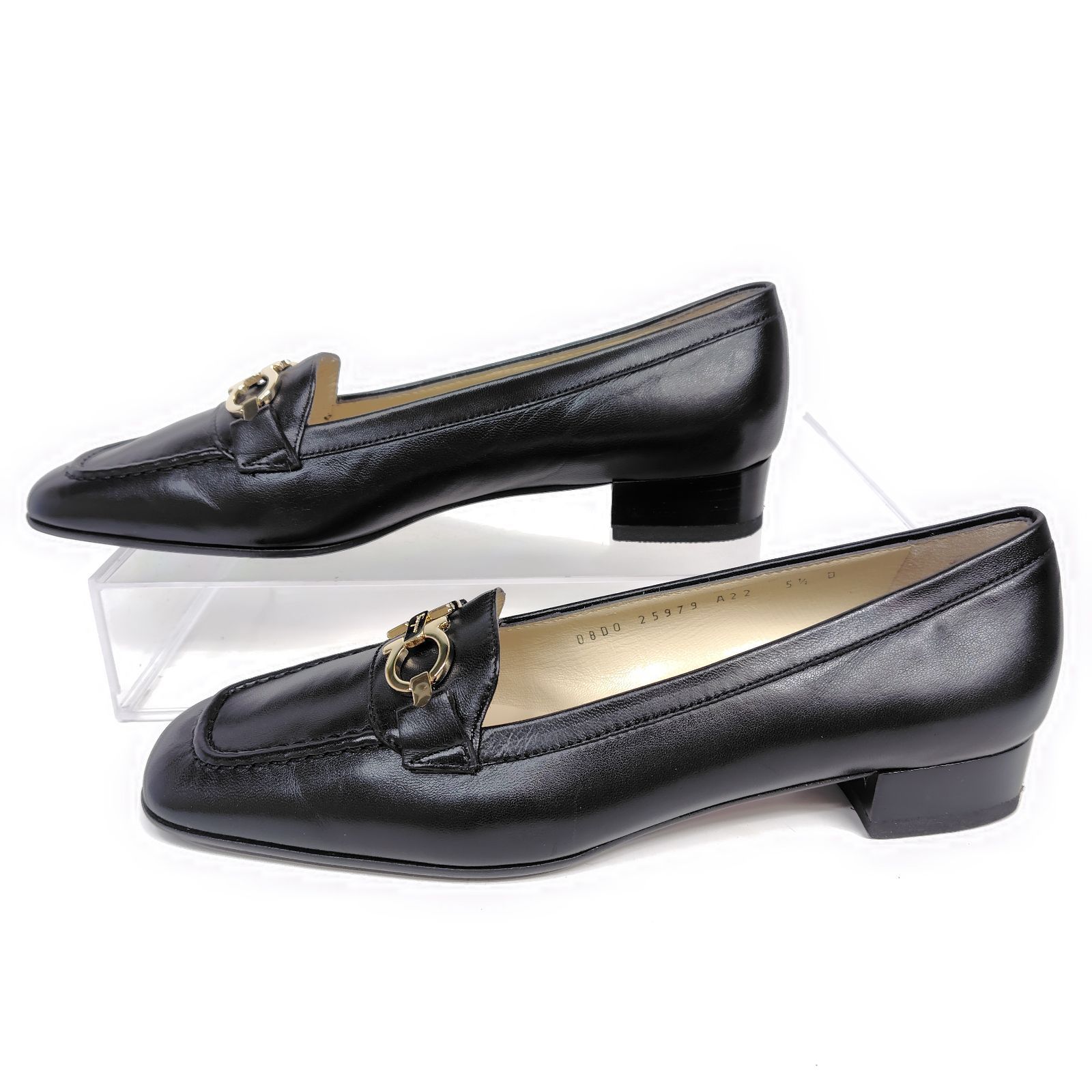 ☆未使用美品☆Salvatore Ferragamo フェラガモ 22.5cm パンプス 5.5D