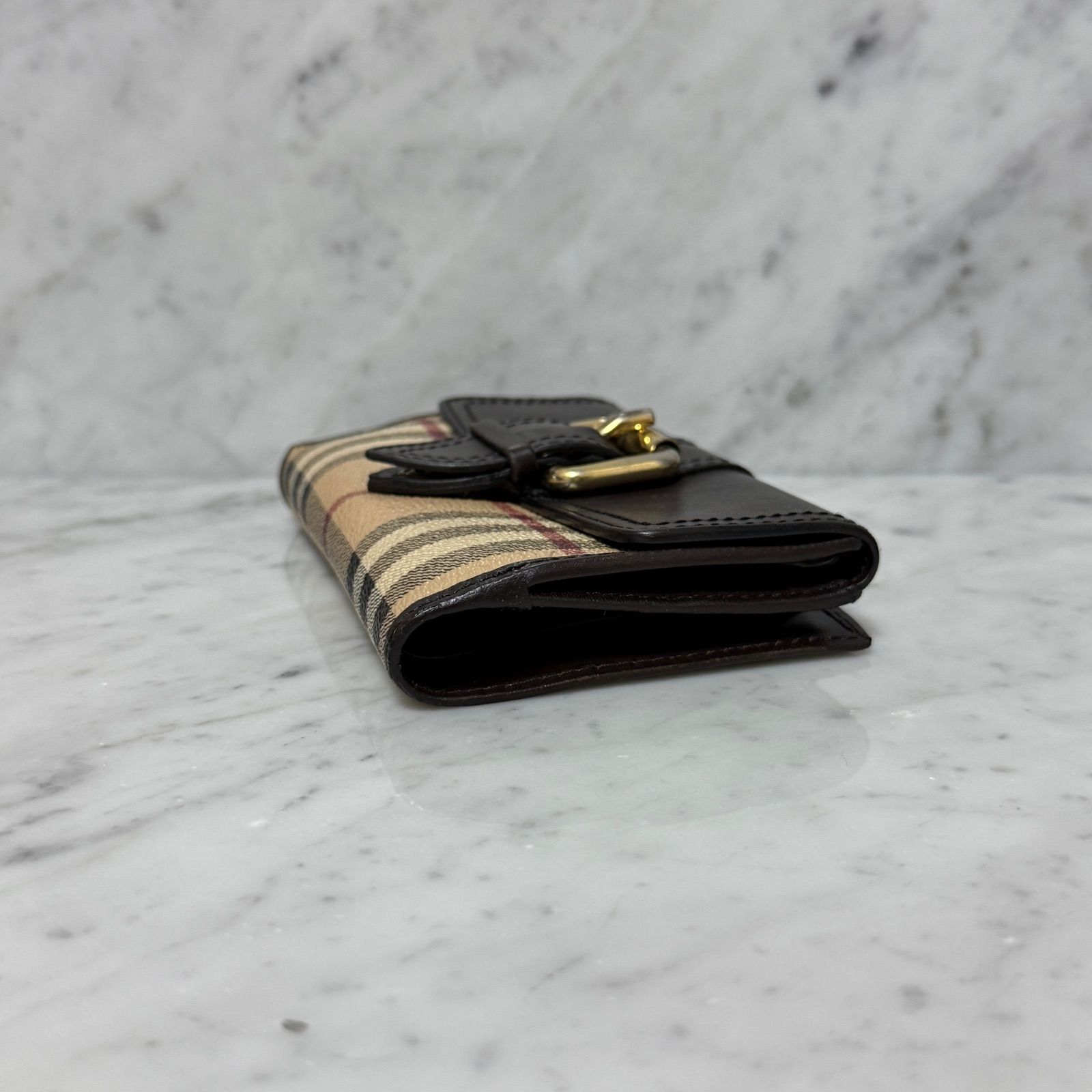 イタリア製 BURBERRY バーバリー 二つ折り財布 本革 レザー ノバ