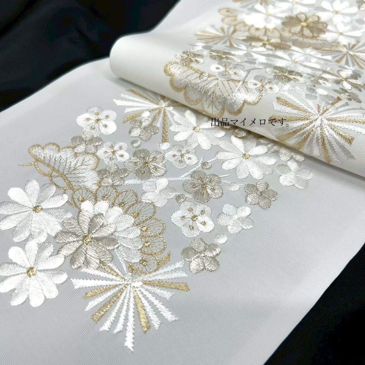 帯締め 帯揚げ 重衿 半衿 4点 花型 ちりめん 白金 シルエリー 成人式